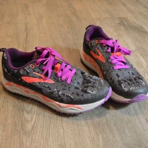 Brooks Caldera 3 Trail Running Shoe